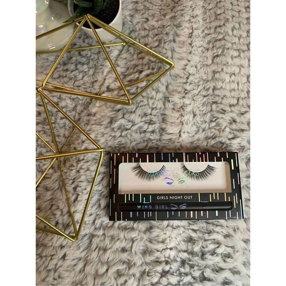 Mesmerizing Eyes Bundle - Picture 6 of 6